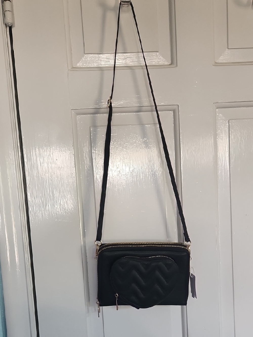 Quilted Heart Crossbody Bag in Black